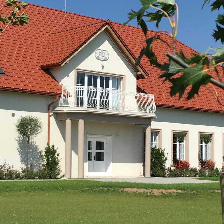 Piławski Dwór Pilawa  Exterior foto